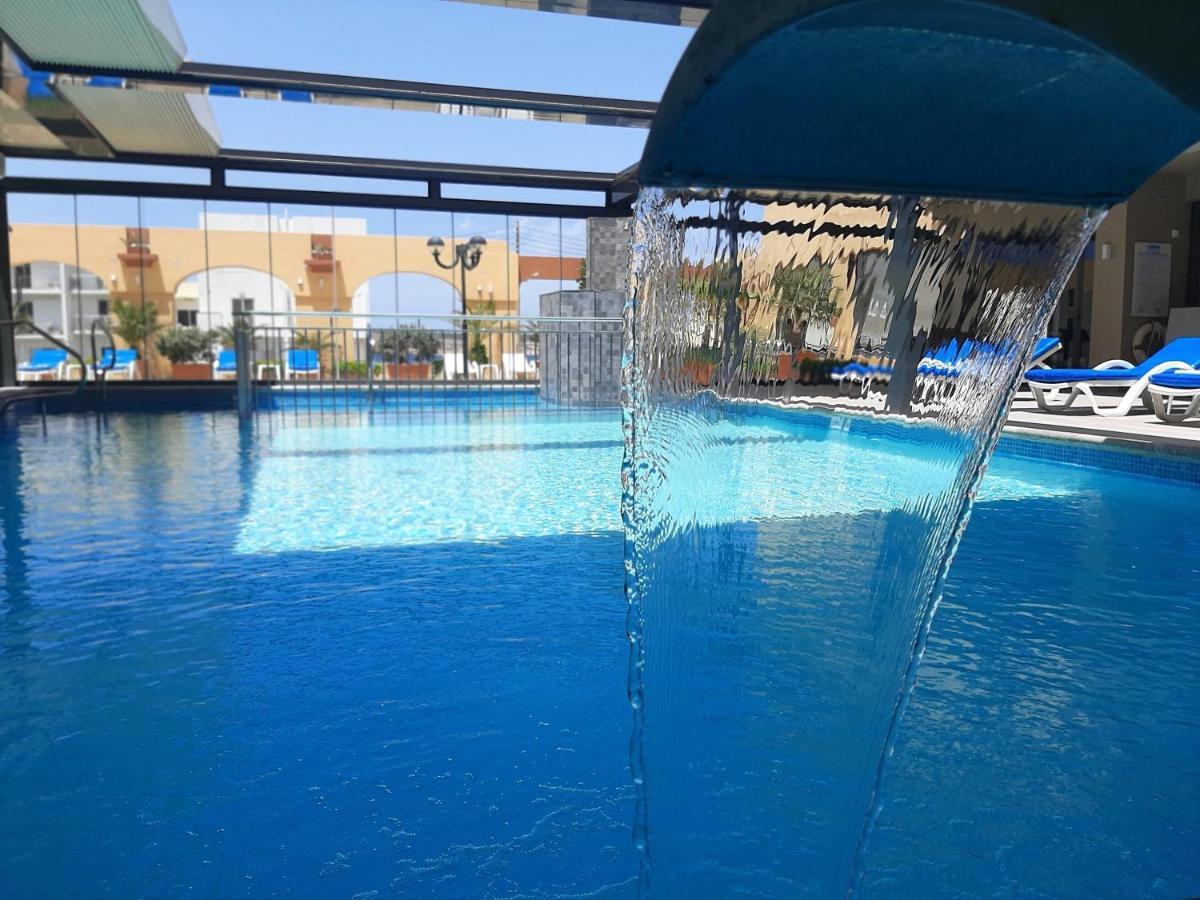 Luna Holiday Complex Mellieħa Exterior foto