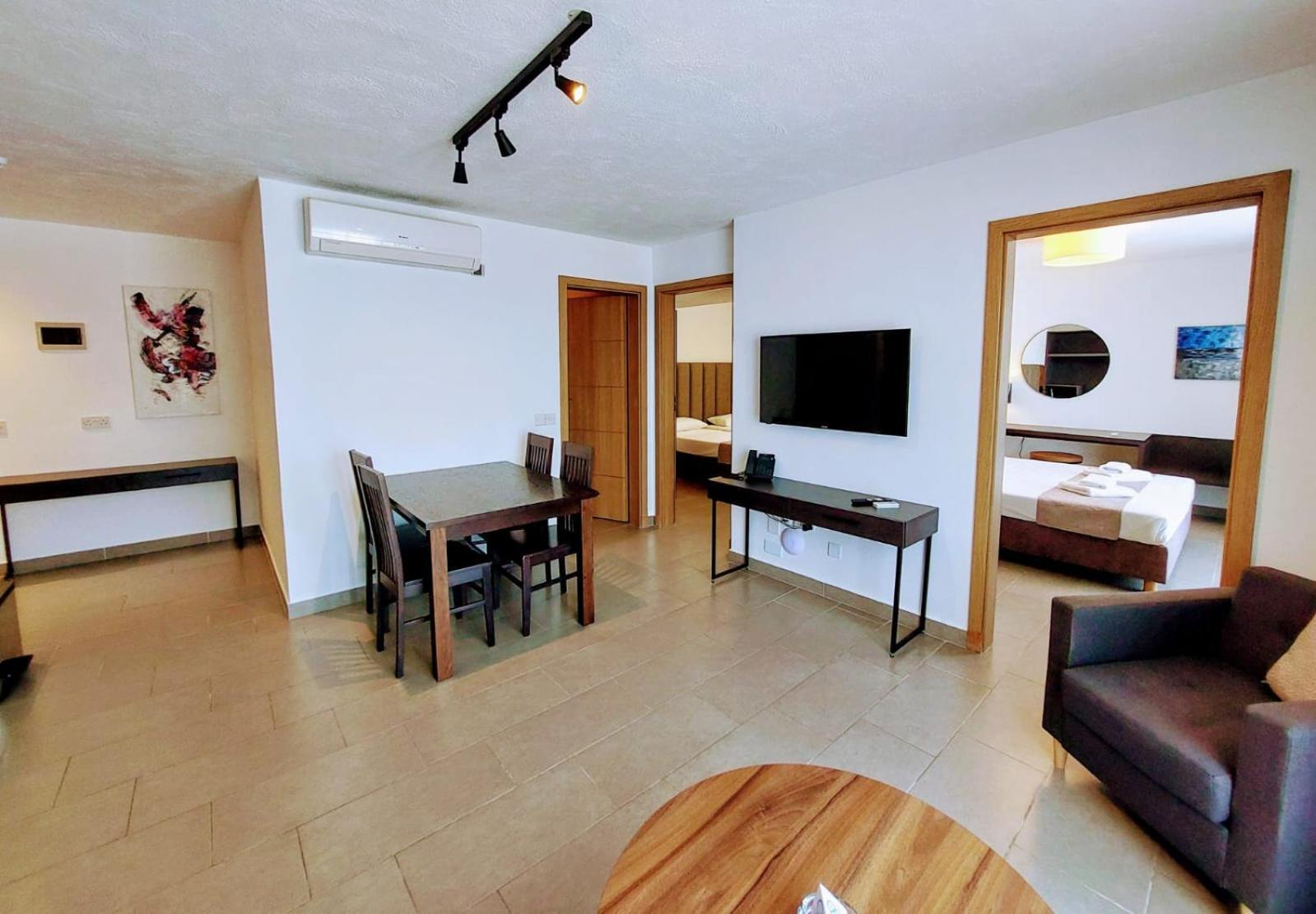 Luna Holiday Complex Mellieħa Exterior foto